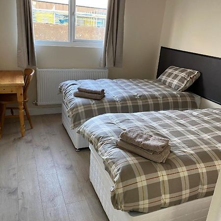 Bucks Accommodation Aylesbury  Dış mekan fotoğraf